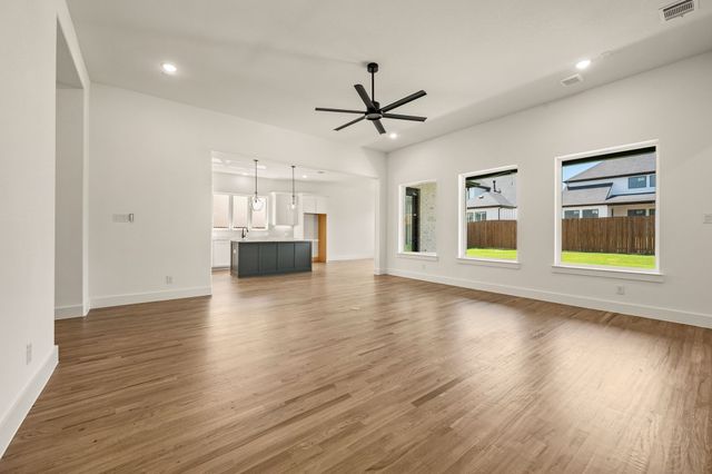 403 Kestrel Court, Aledo, TX 76008