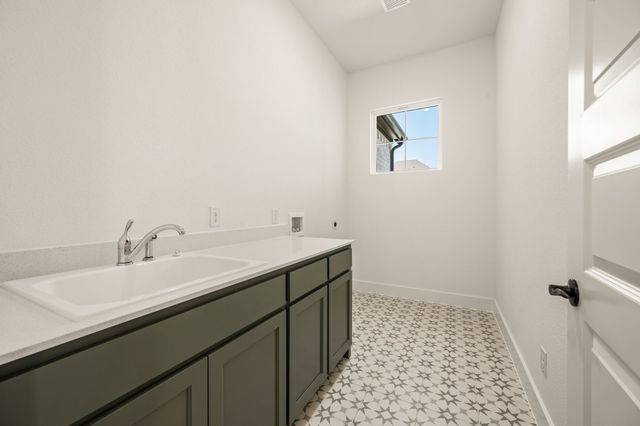 403 Kestrel Court, Aledo, TX 76008