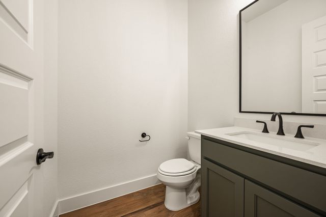 403 Kestrel Court, Aledo, TX 76008