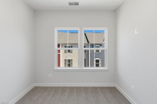 1705 Foremast LOOP, Chesapeake, VA 23323