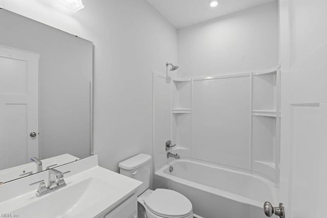 1705 Foremast LOOP, Chesapeake, VA 23323