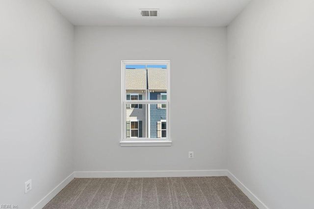 1705 Foremast LOOP, Chesapeake, VA 23323