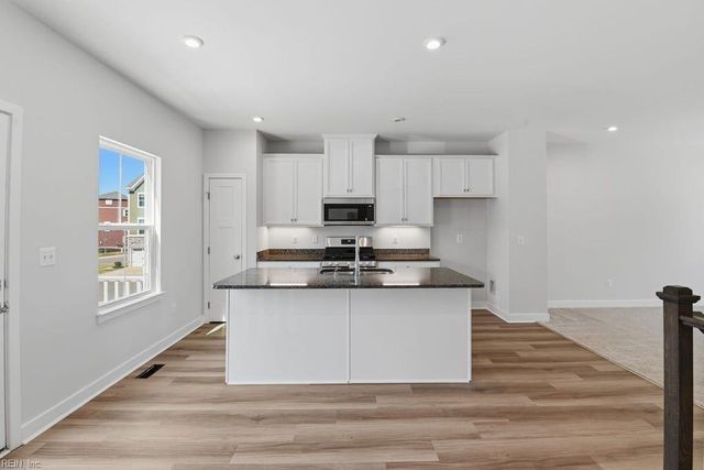 1705 Foremast LOOP, Chesapeake, VA 23323