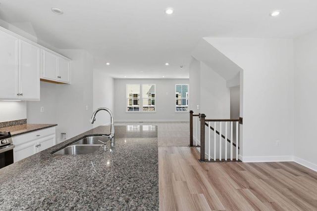 1705 Foremast LOOP, Chesapeake, VA 23323