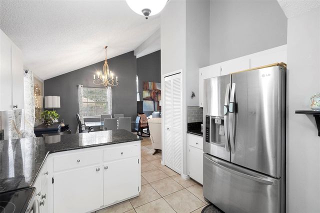 325 SONOMA VALLEY CIRCLE, Orlando, FL 32835