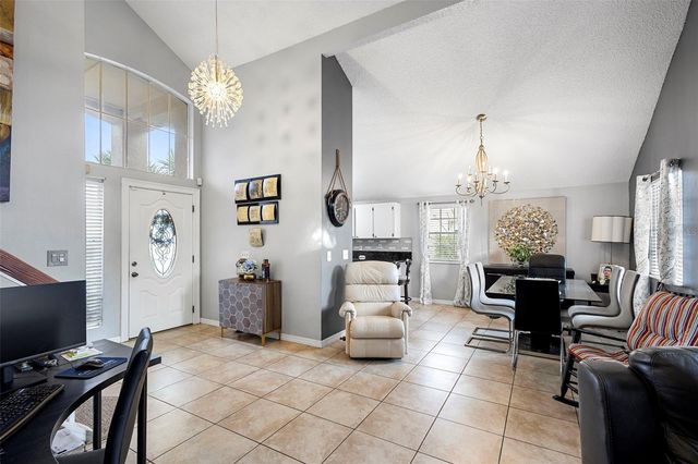 325 SONOMA VALLEY CIRCLE, Orlando, FL 32835