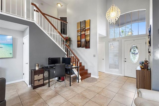 325 SONOMA VALLEY CIRCLE, Orlando, FL 32835