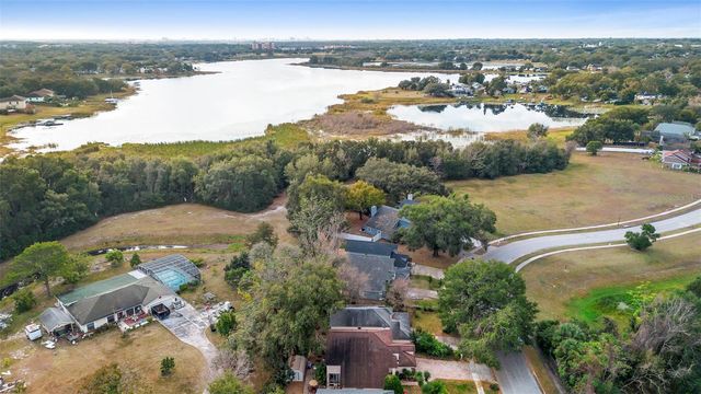 325 SONOMA VALLEY CIRCLE, Orlando, FL 32835