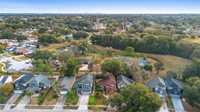 325 SONOMA VALLEY CIRCLE, Orlando, FL 32835