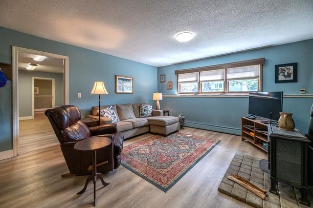 67 Valley Pass, Manchester, VT 05255