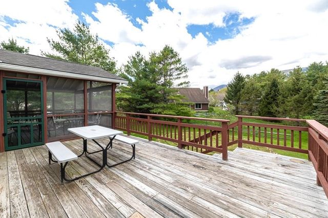 67 Valley Pass, Manchester, VT 05255