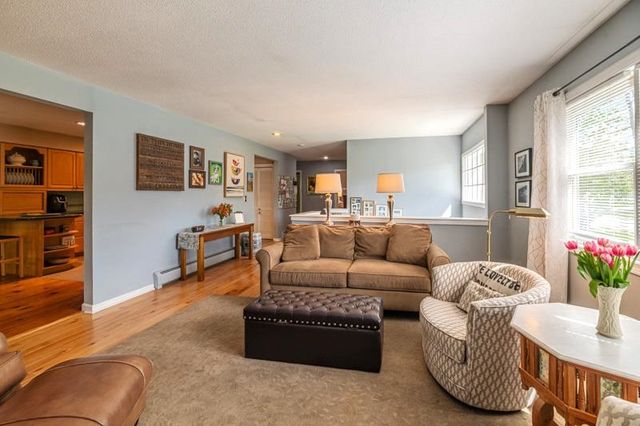 67 Valley Pass, Manchester, VT 05255
