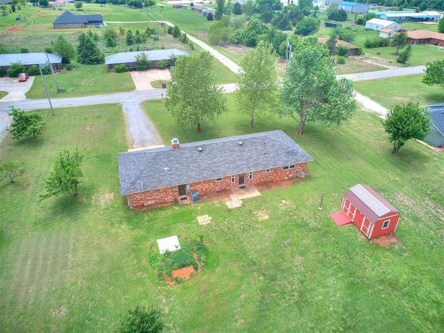 2316 N County Road 1222 Road, Blanchard, OK 73010