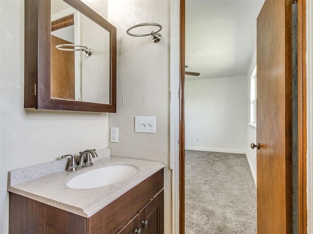 2316 N County Road 1222 Road, Blanchard, OK 73010