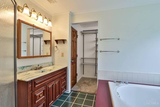 1010 Newberry Avenue, Miami Twp, OH 45150