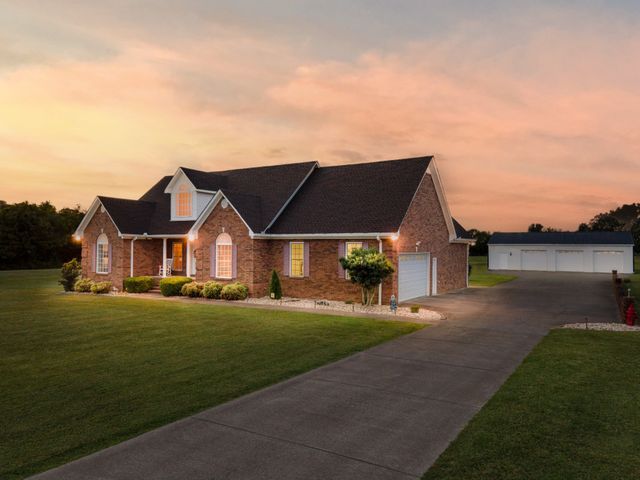 1642 Caughran Rd, Lewisburg, TN 37091