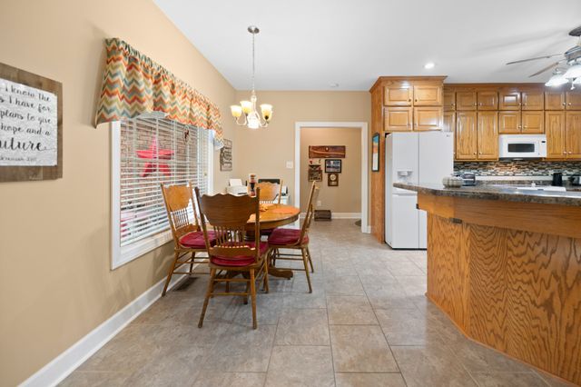 1642 Caughran Rd, Lewisburg, TN 37091