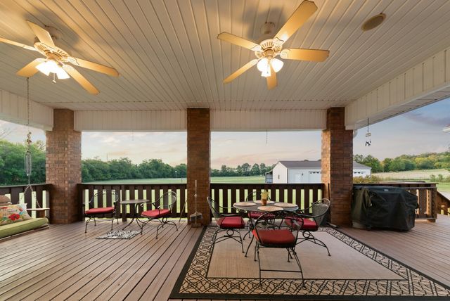 1642 Caughran Rd, Lewisburg, TN 37091