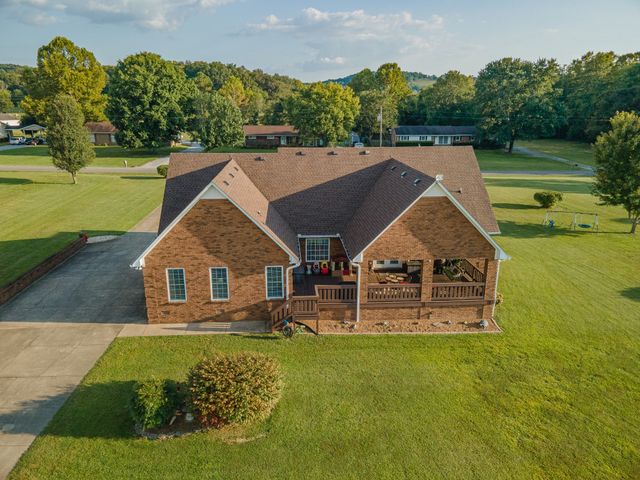 1642 Caughran Rd, Lewisburg, TN 37091