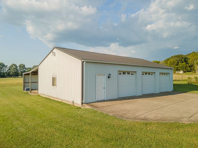 1642 Caughran Rd, Lewisburg, TN 37091