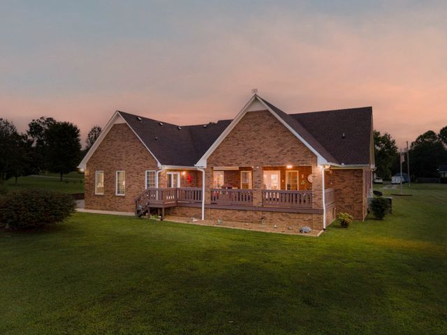 1642 Caughran Rd, Lewisburg, TN 37091