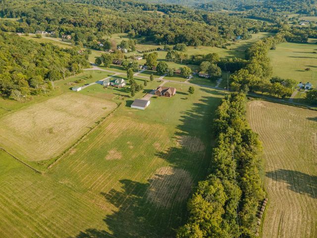 1642 Caughran Rd, Lewisburg, TN 37091