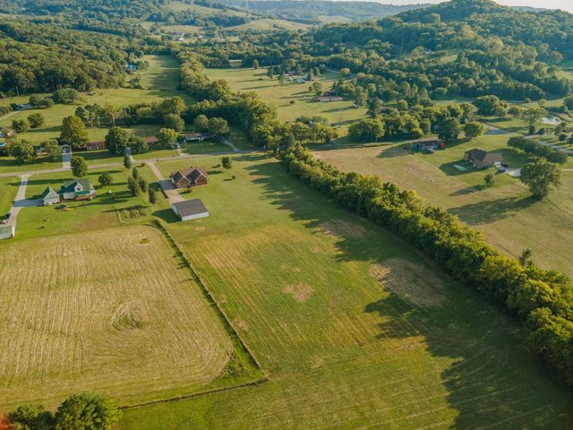 1642 Caughran Rd, Lewisburg, TN 37091