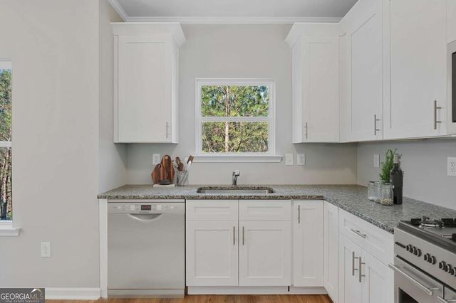 2832 Laurel Ridge Circle, Atlanta, GA 30344