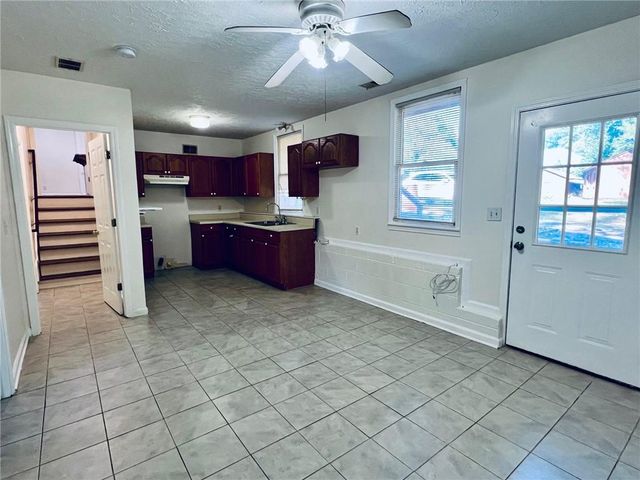 4005 Shallowford Road, Marietta, GA 30062