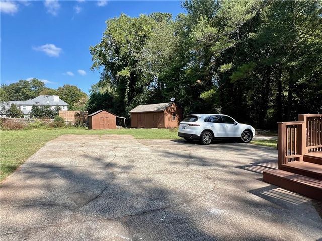 4005 Shallowford Road, Marietta, GA 30062