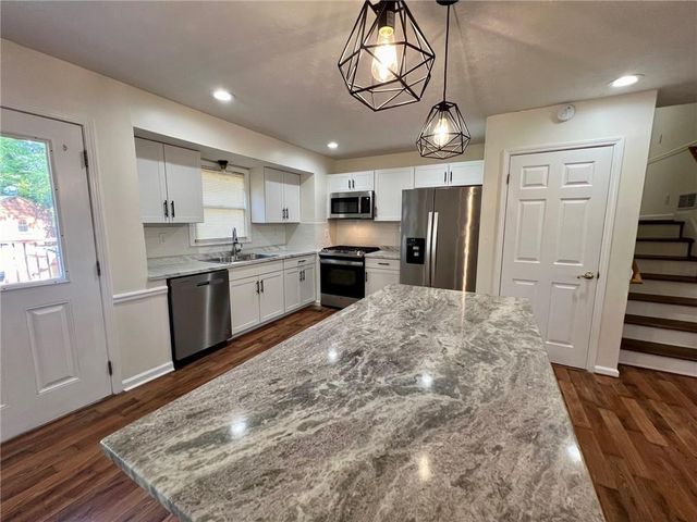 4005 Shallowford Road, Marietta, GA 30062