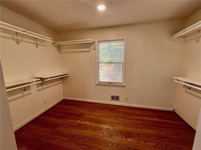 4005 Shallowford Road, Marietta, GA 30062