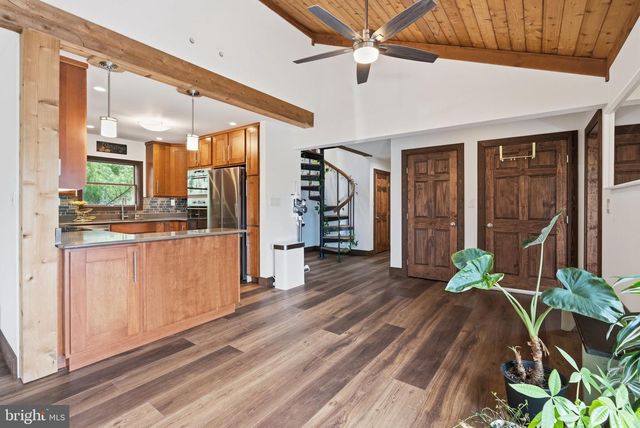 13 W INDIAN LN, Norristown, PA 19403