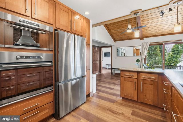 13 W INDIAN LN, Norristown, PA 19403