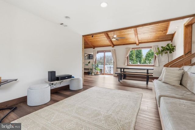 13 W INDIAN LN, Norristown, PA 19403