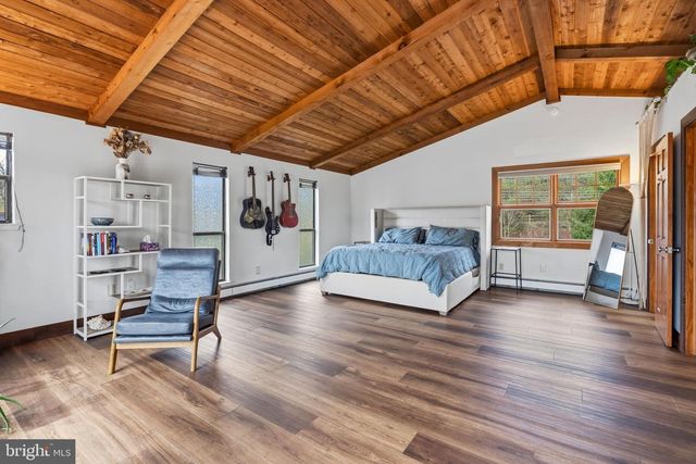 13 W INDIAN LN, Norristown, PA 19403