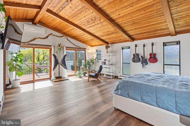 13 W INDIAN LN, Norristown, PA 19403