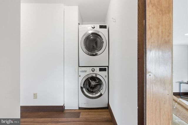 13 W INDIAN LN, Norristown, PA 19403