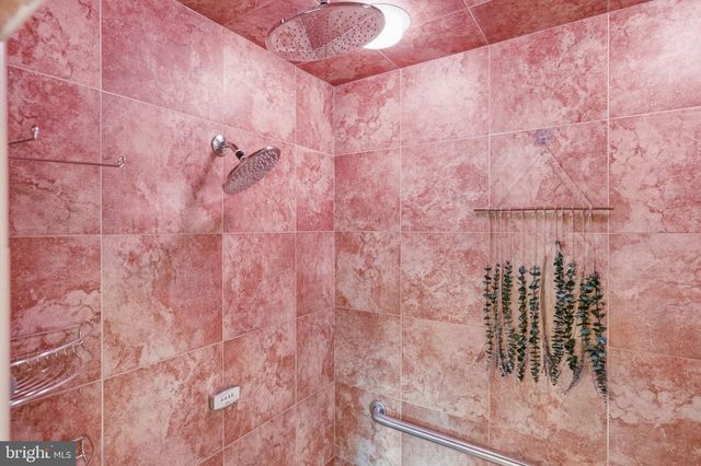 13 W INDIAN LN, Norristown, PA 19403