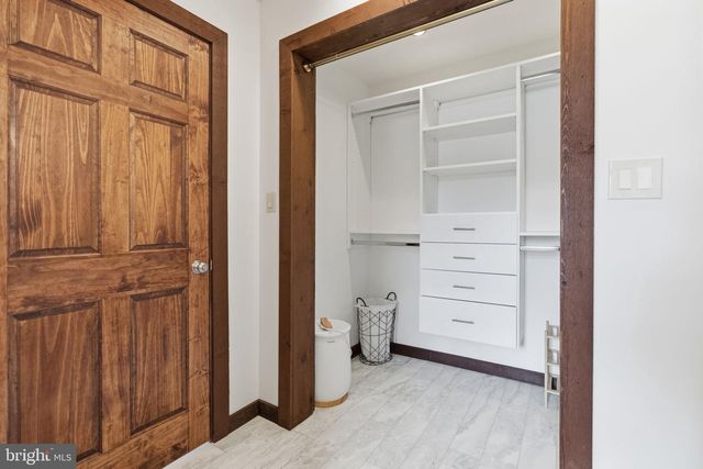 13 W INDIAN LN, Norristown, PA 19403