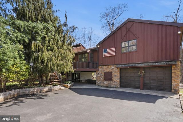 13 W INDIAN LN, Norristown, PA 19403