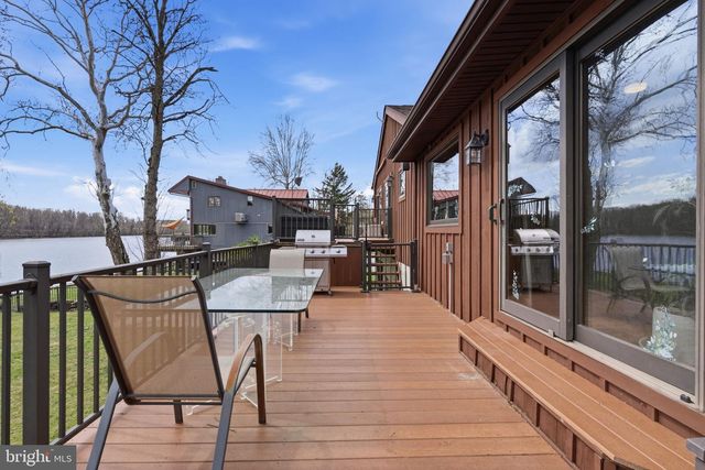 13 W INDIAN LN, Norristown, PA 19403