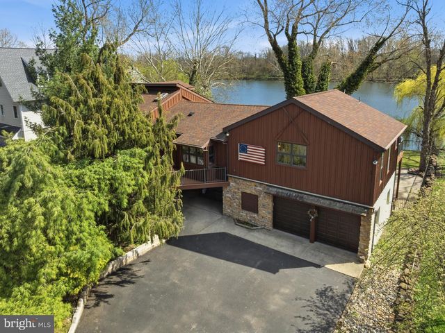 13 W INDIAN LN, Norristown, PA 19403