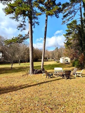 3713 Blairwood Street, High Point, NC 27265