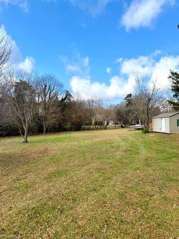 3713 Blairwood Street, High Point, NC 27265