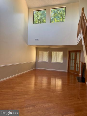 1204 AUGUSTA CIR, Mount Laurel, NJ 08054