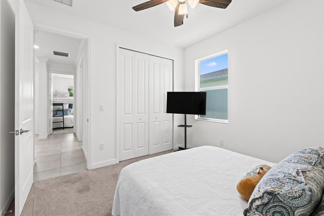 460 Veridian Circle NW, Palm Bay, FL 32907