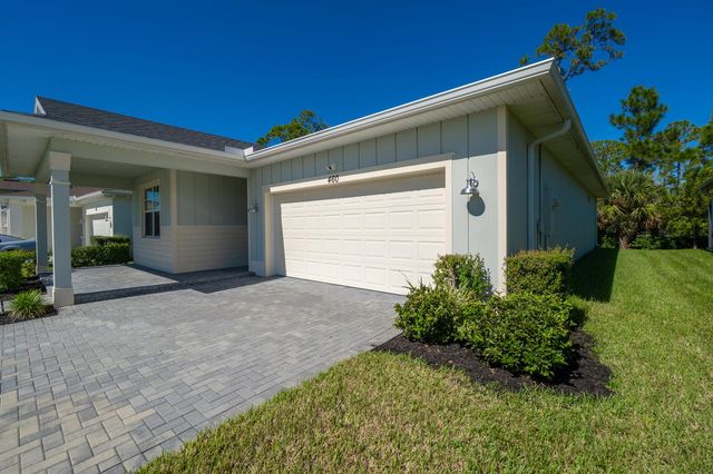 460 Veridian Circle NW, Palm Bay, FL 32907
