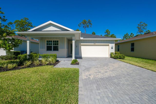 460 Veridian Circle NW, Palm Bay, FL 32907