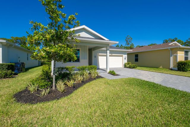 460 Veridian Circle NW, Palm Bay, FL 32907